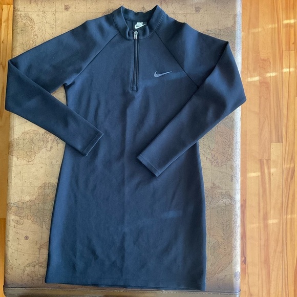 Nike Women's Long Sleeve Black Dress - Picture 2 of 6